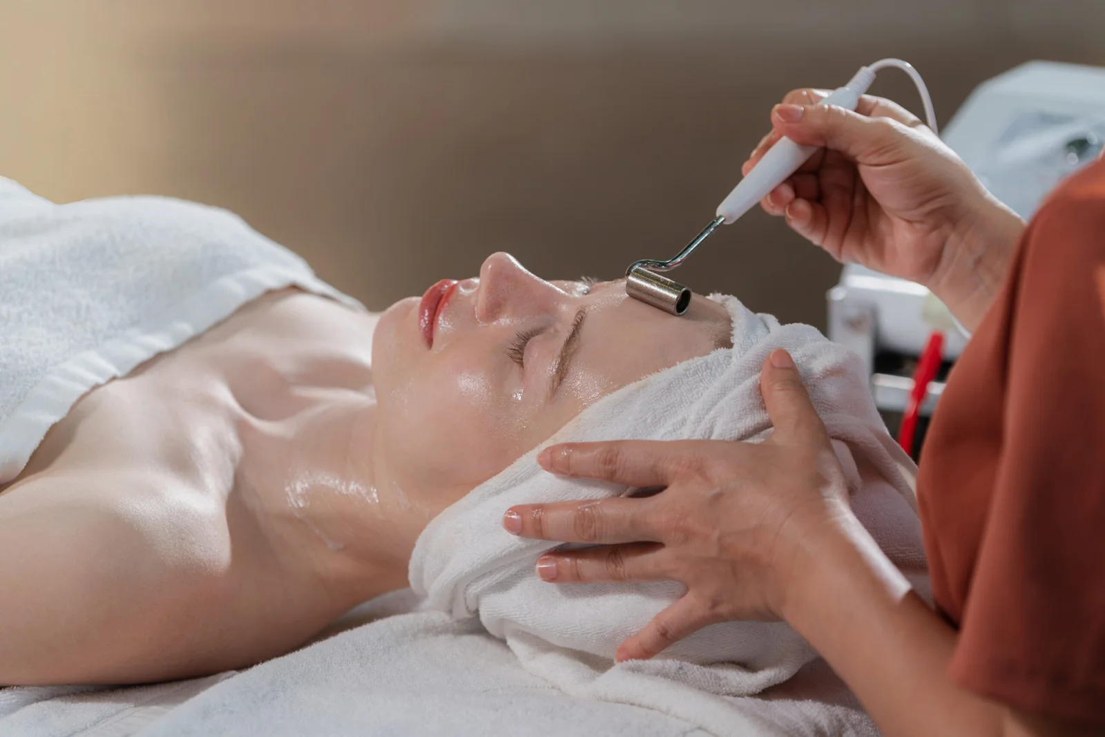 Advanced facial rejuvenation treatment